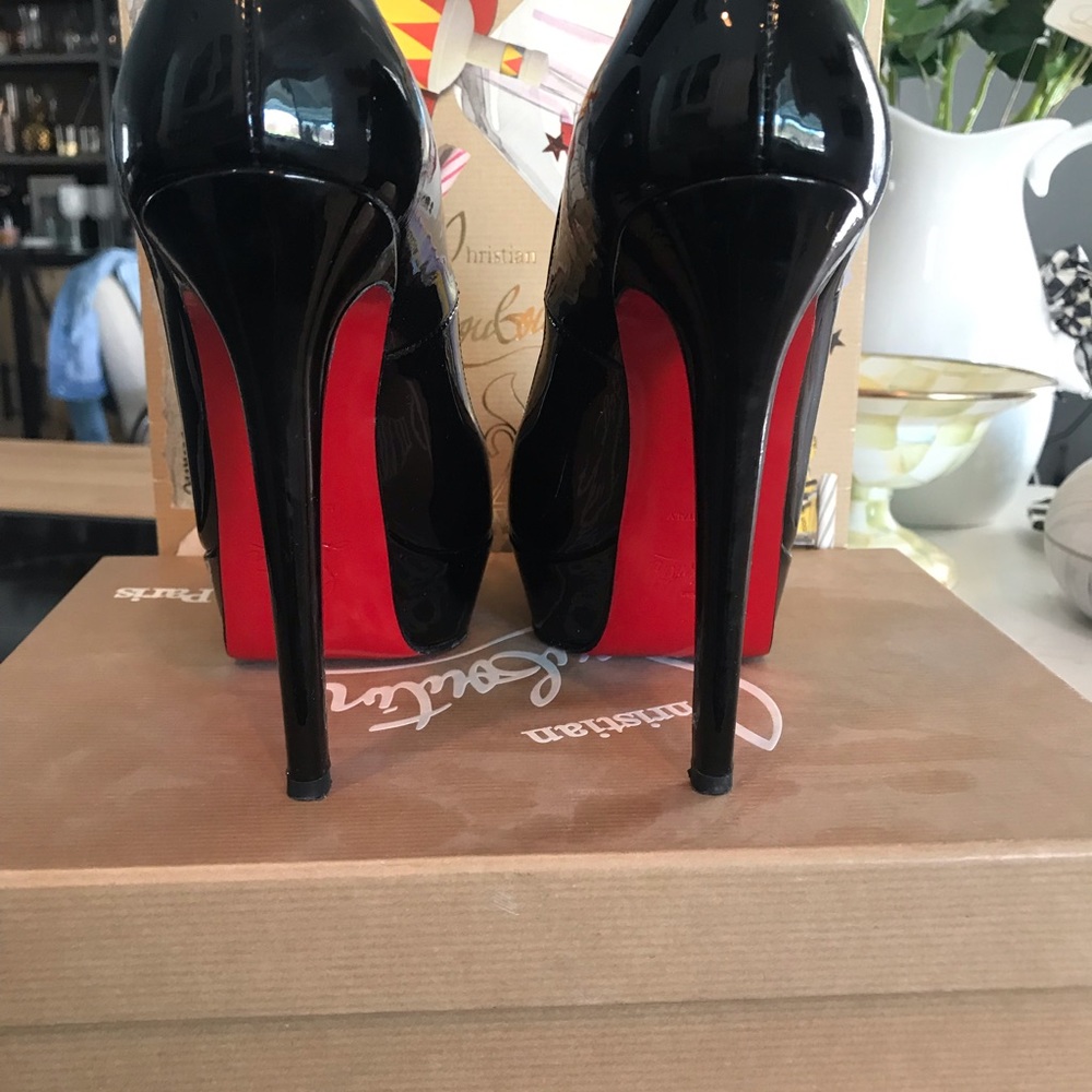 Christian Louboutin Bianca Black Patent Pumps